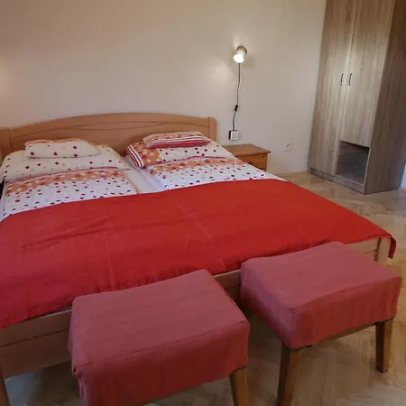 Bed and breakfast Budavar 3*