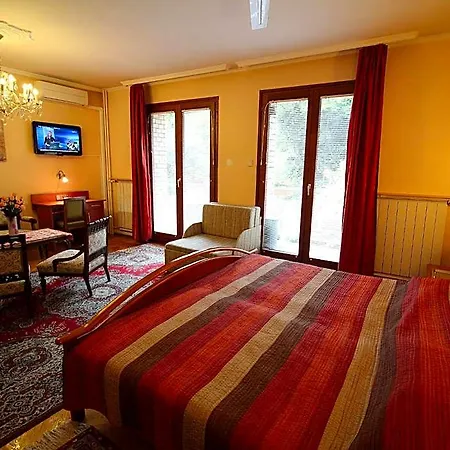 Bed & Breakfast Budavar
