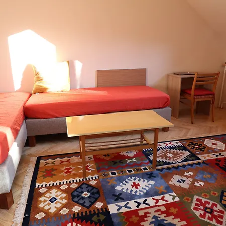 Budavar Bed & Breakfast